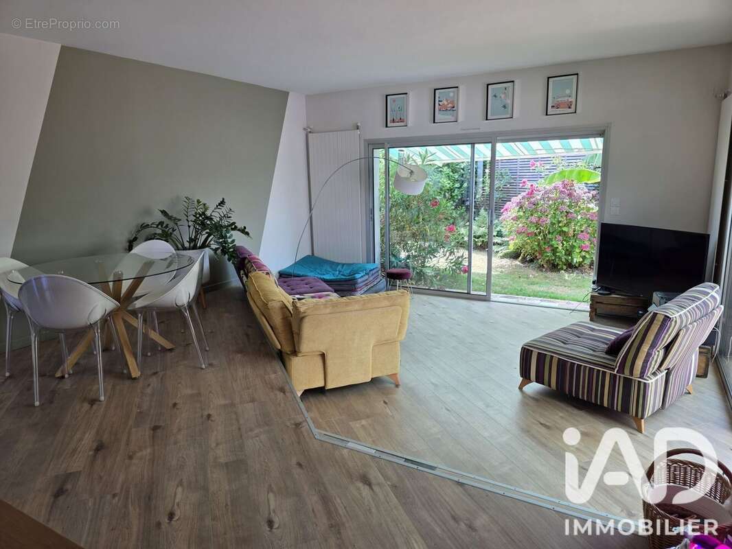Maison 192 m² à Barbechat  - photo 6