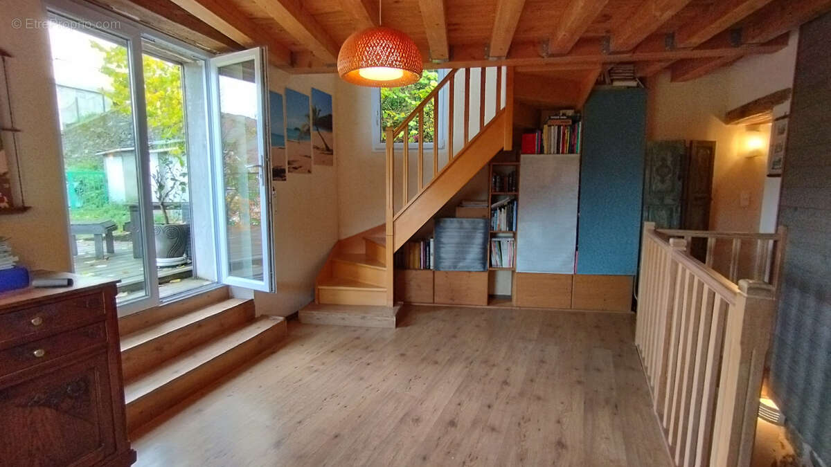 Maison à LA MOTTE-SAINT-MARTIN