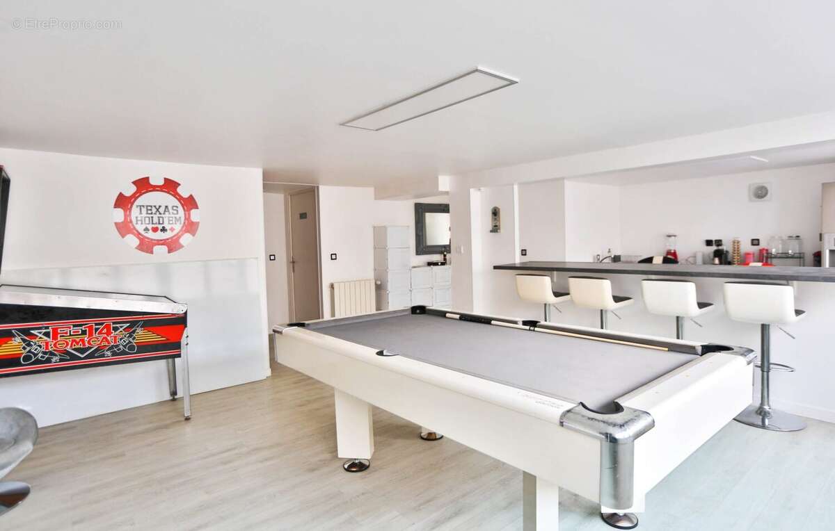 sous sol aménagée  - Maison à GOURNAY-SUR-MARNE