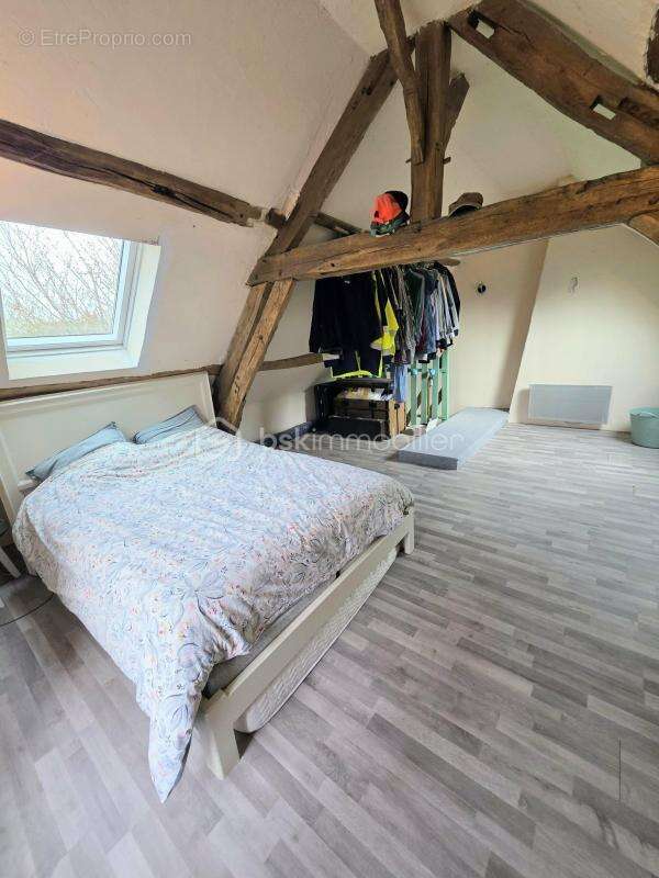 Maison à SAINTE-GAUBURGE-SAINTE-COLOMBE