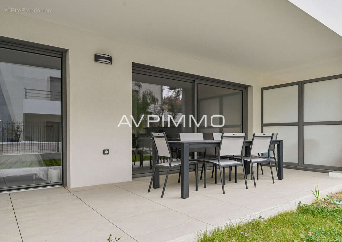 Appartement T2 avec terrasse et jardin à vendre aux Lecques   Saint-Cyr-sur-Mer à 80 m de la plage - photo 2