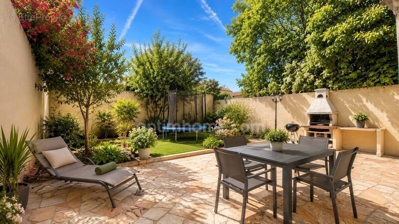 Maison à VITRY-SUR-SEINE