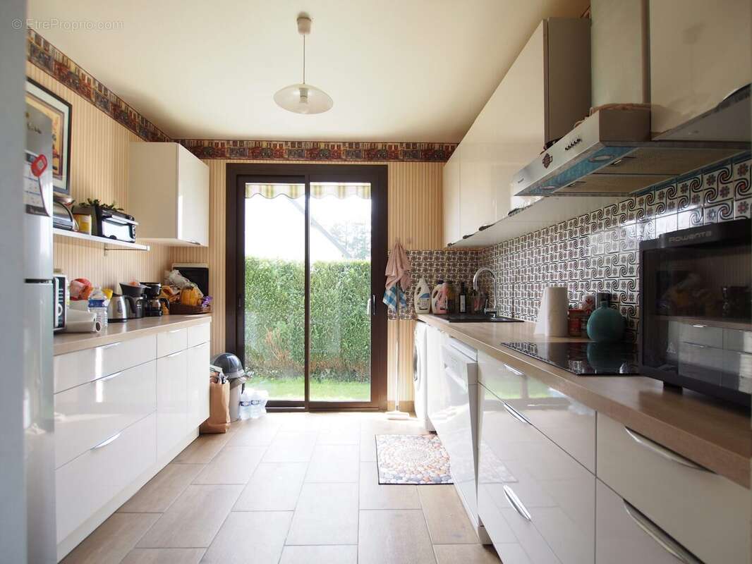 Maison à CUSSY
