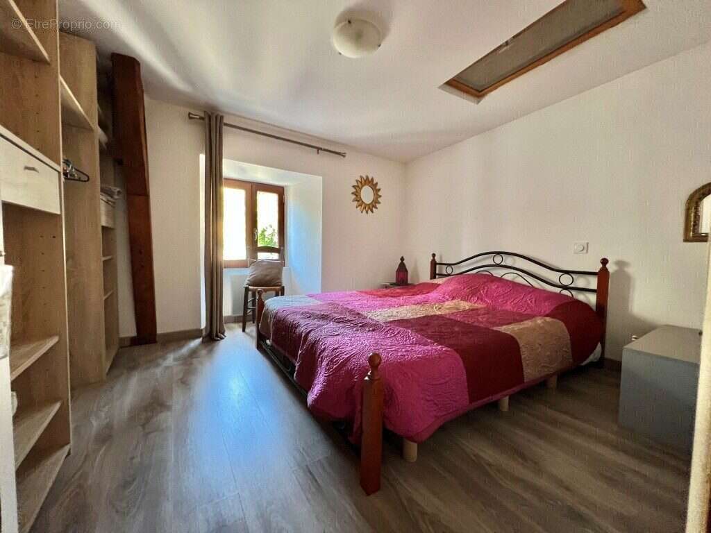 Maison 72 m² à Aumont-Aubrac  - photo 5