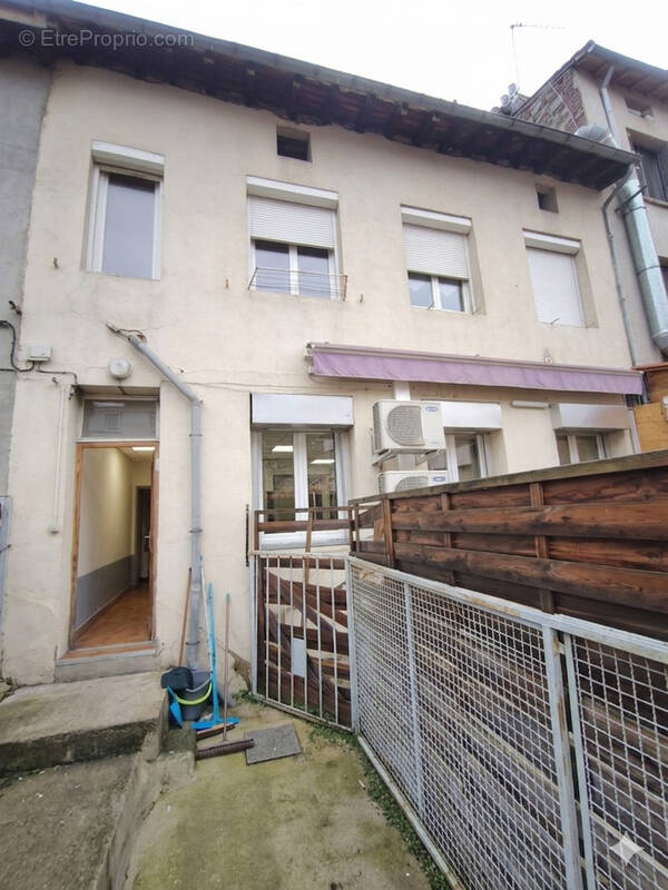 Appartement à SAINT-ETIENNE