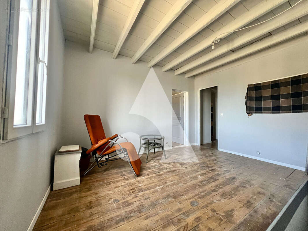 Maison à LA RIVIERE