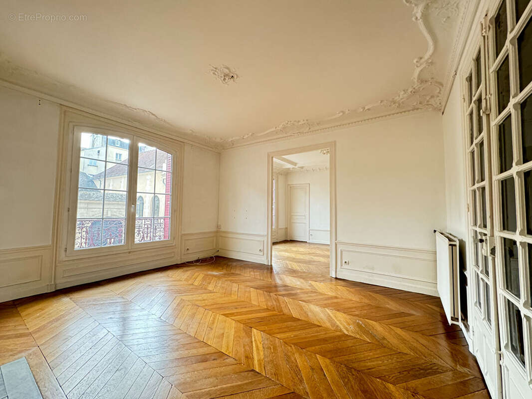 Appartement Saint Germain En Laye 6 pièce(s) 124.3 m2 - photo 2