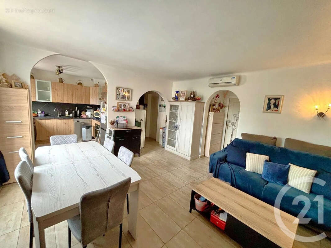 Appartement à LE CANNET