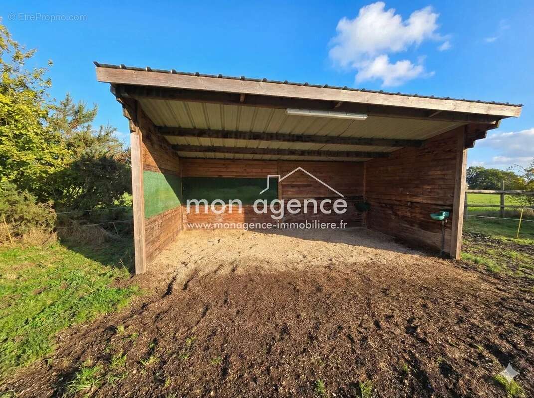 Maison à NEUFCHATEL-EN-BRAY