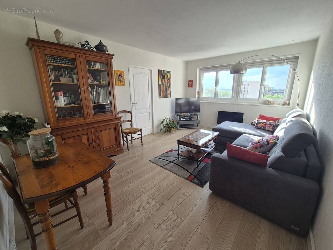 Appartement à CLICHY