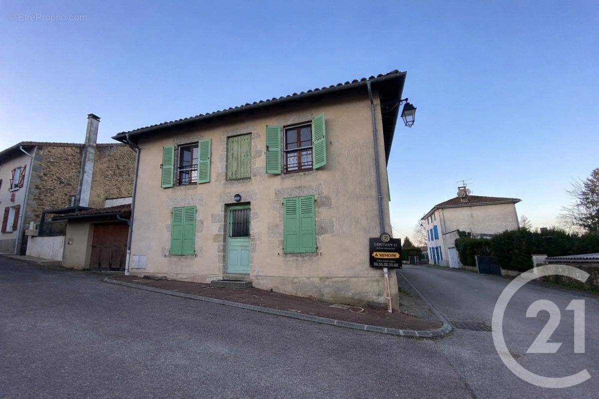 Appartement à CHAILLAC-SUR-VIENNE