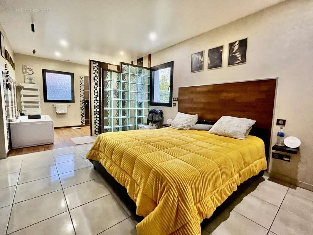 Maison à RANG-DU-FLIERS