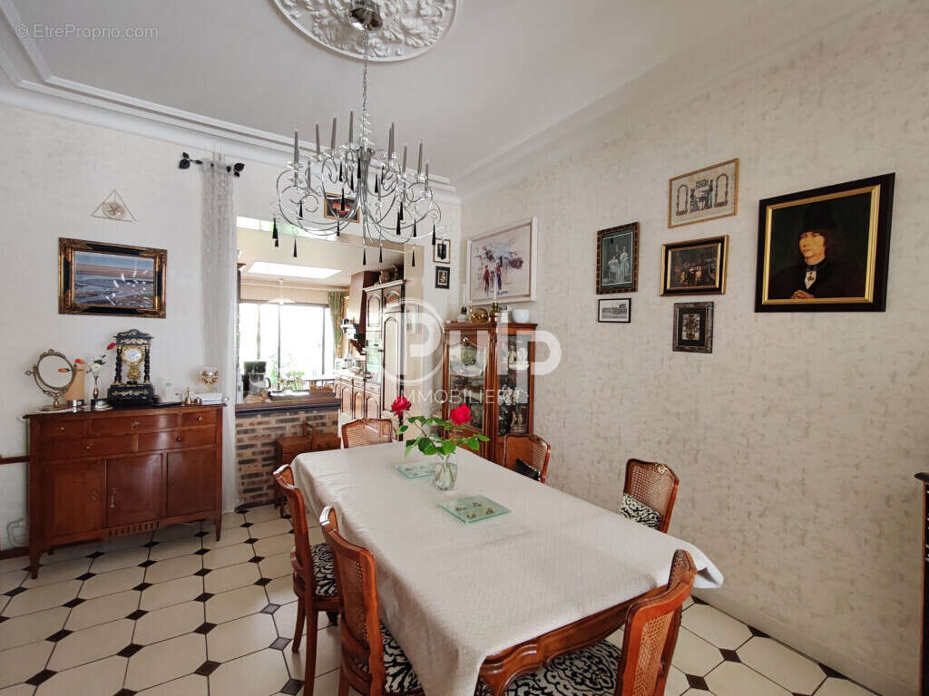 Jolie maison bourgeoise à vendre proche centre et Gare - photo 5