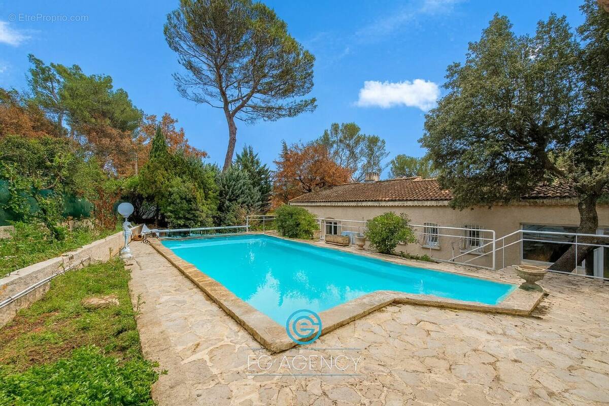 Maison à BOUC-BEL-AIR