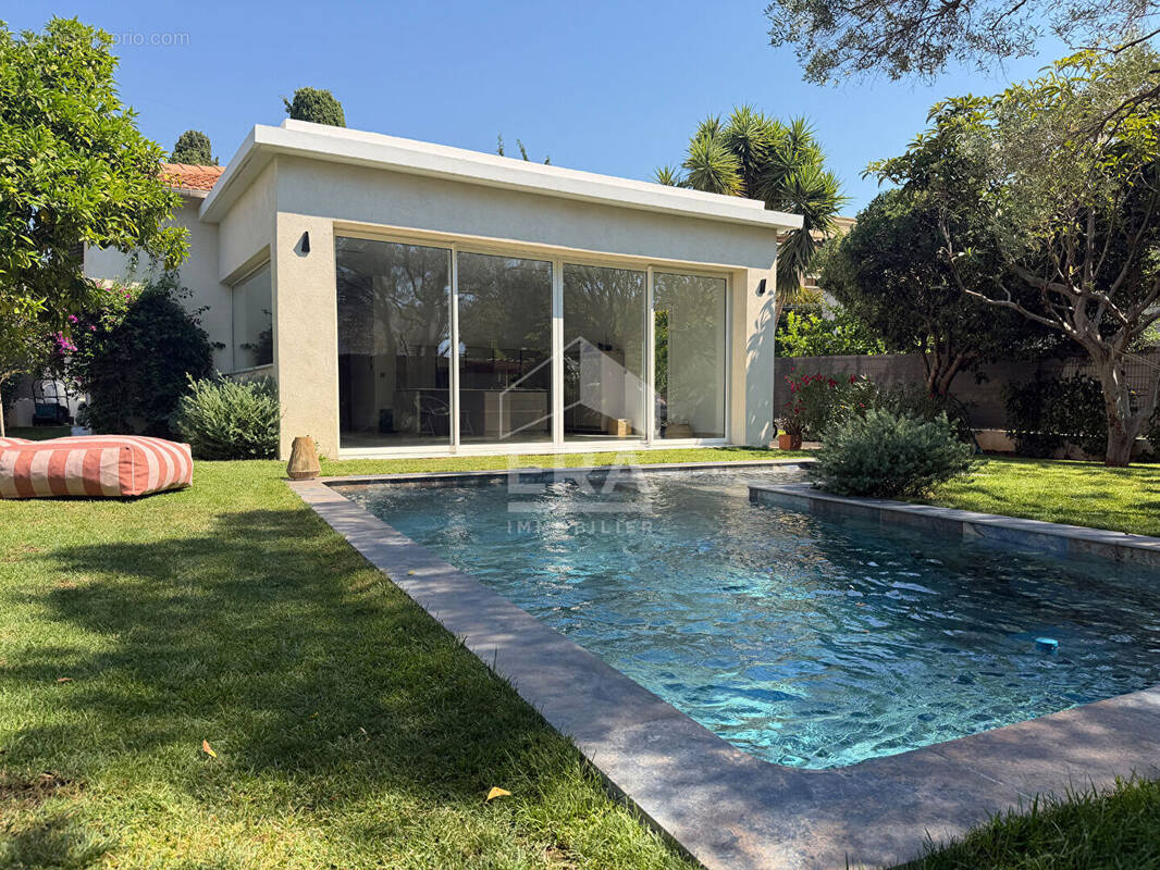 Maison à CAGNES-SUR-MER
