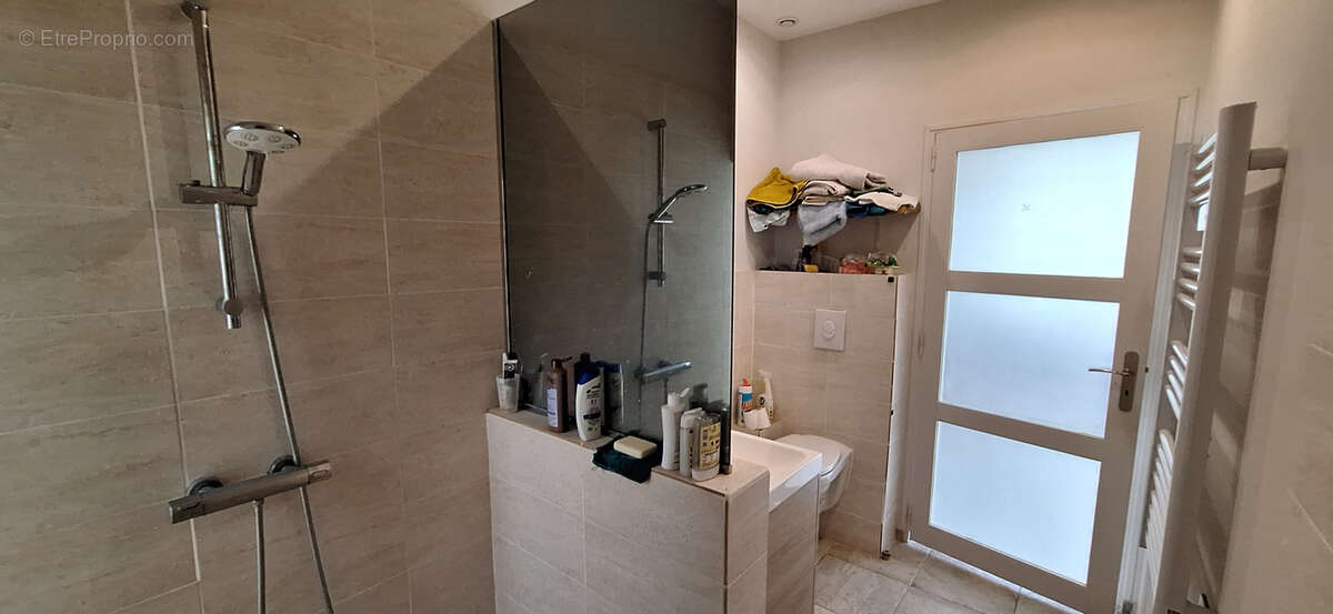 Dans un havre de paix, corps de ferme de 175m2, composee de deux habitations,100m2 et 75m2,5 chambres grange, - photo 16