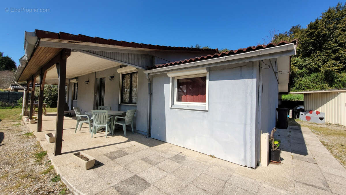 Maison à NICOLE