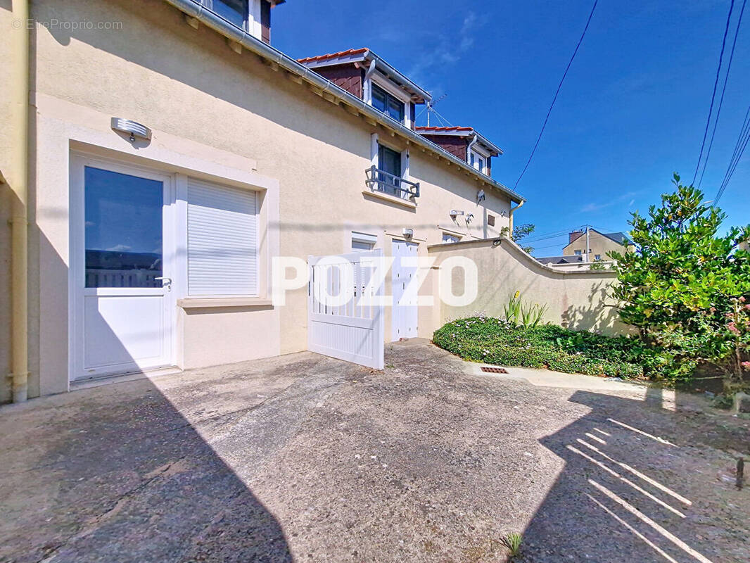 Maison à BERNIERES-SUR-MER