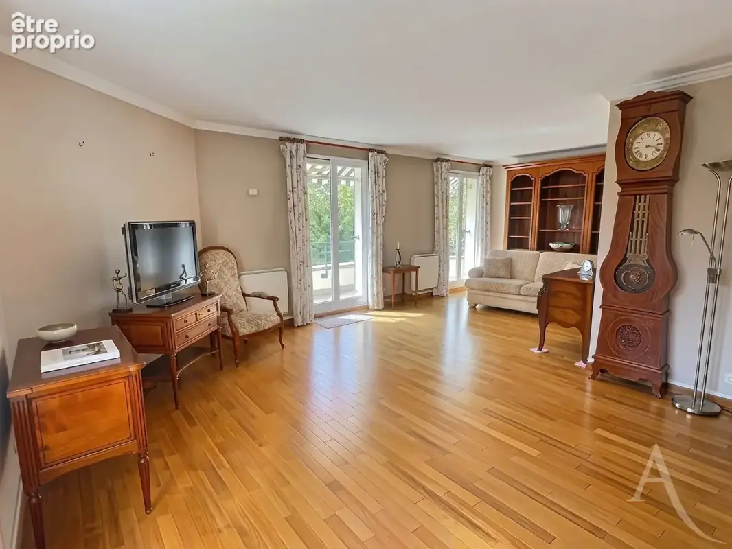 Appartement à vendre 4 pièces de 77,76 m² - Centre-ville de L'HAY LES ROSES - photo 2