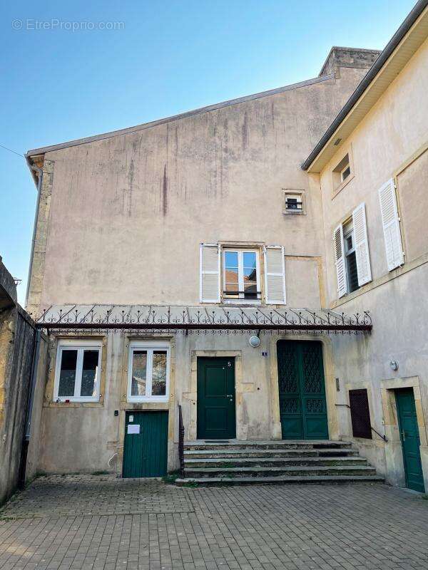 Appartement à GORZE