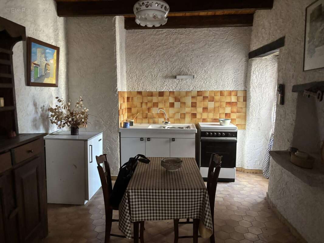 Maison 110 m² à Lavilledieu  - photo 6