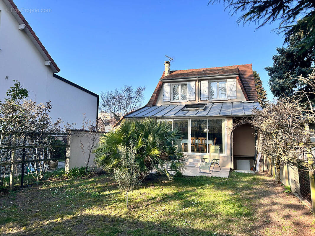 Maison à AULNAY-SOUS-BOIS