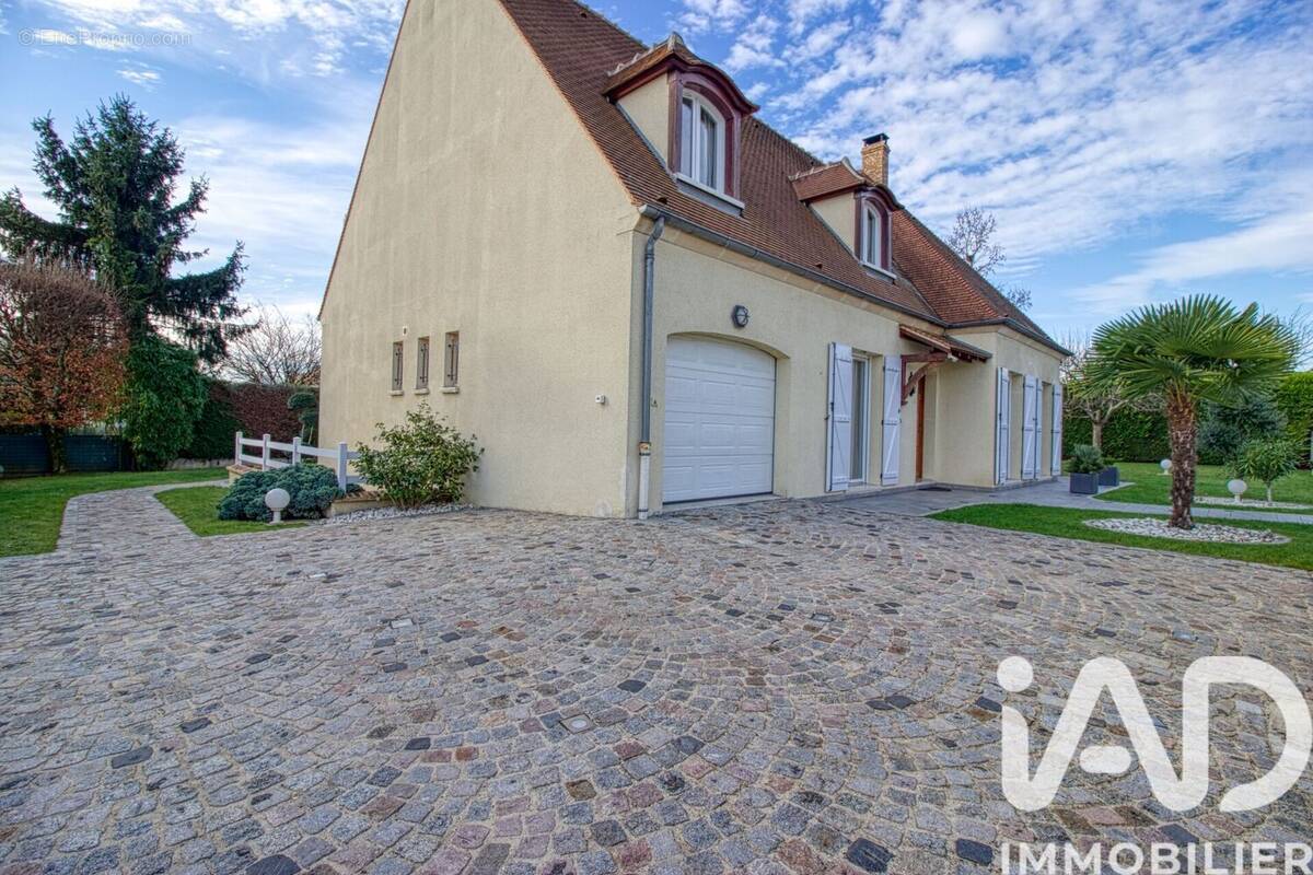 Photo 1 - Maison à SAINT-PRIX