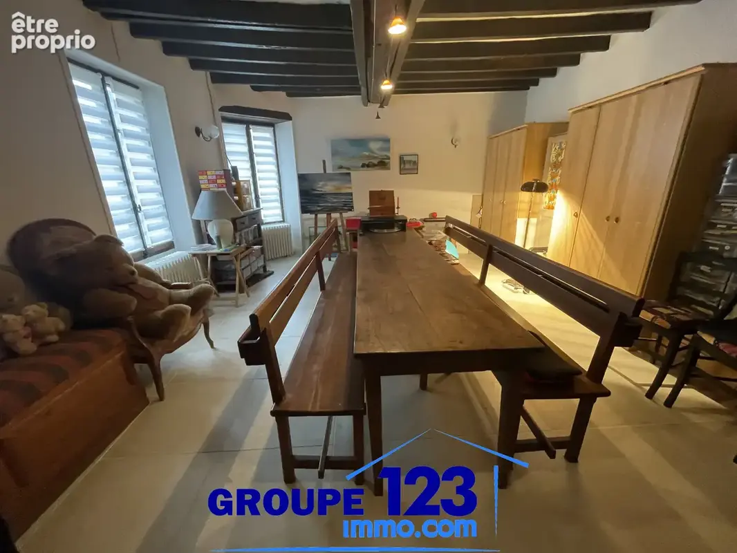 Au coeur de la Puisaye touristique, double longère de 390 m2 sur terrain de 2413m2 au calme - photo 6