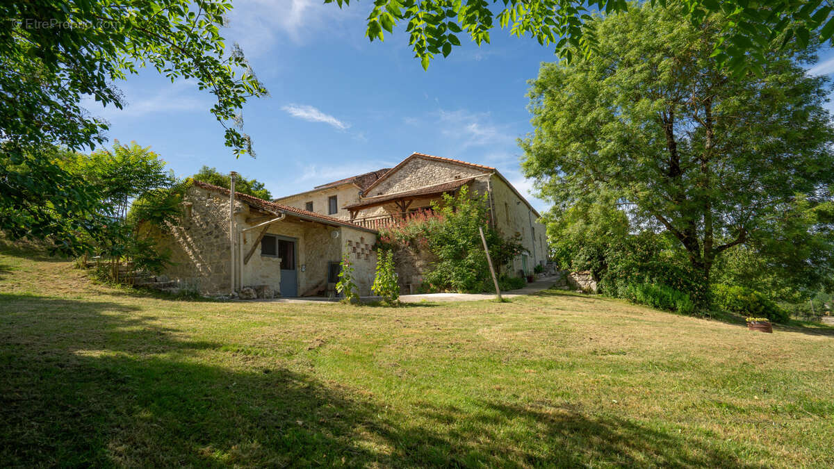 Maison à BAGAT-EN-QUERCY