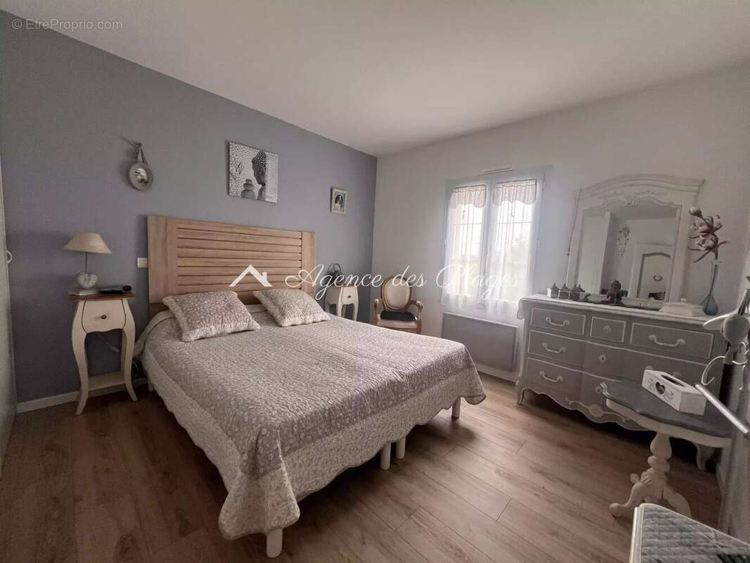 Maison à MESCHERS-SUR-GIRONDE