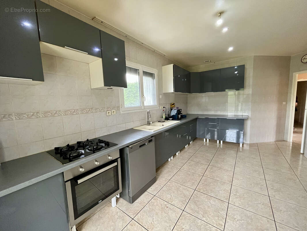 Maison à SAINT-MAURICE-L'EXIL