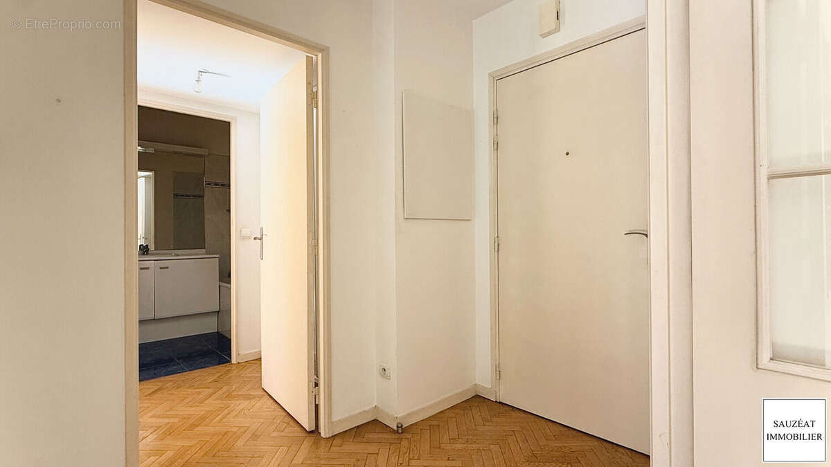 Appartement à MONTROUGE