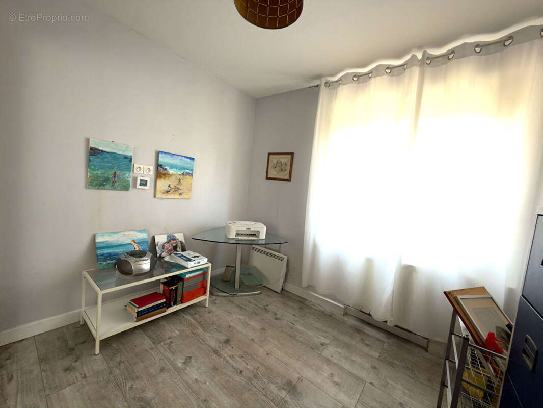 Maison 135 m² à Mortagne-Sur-Gironde  - photo 8