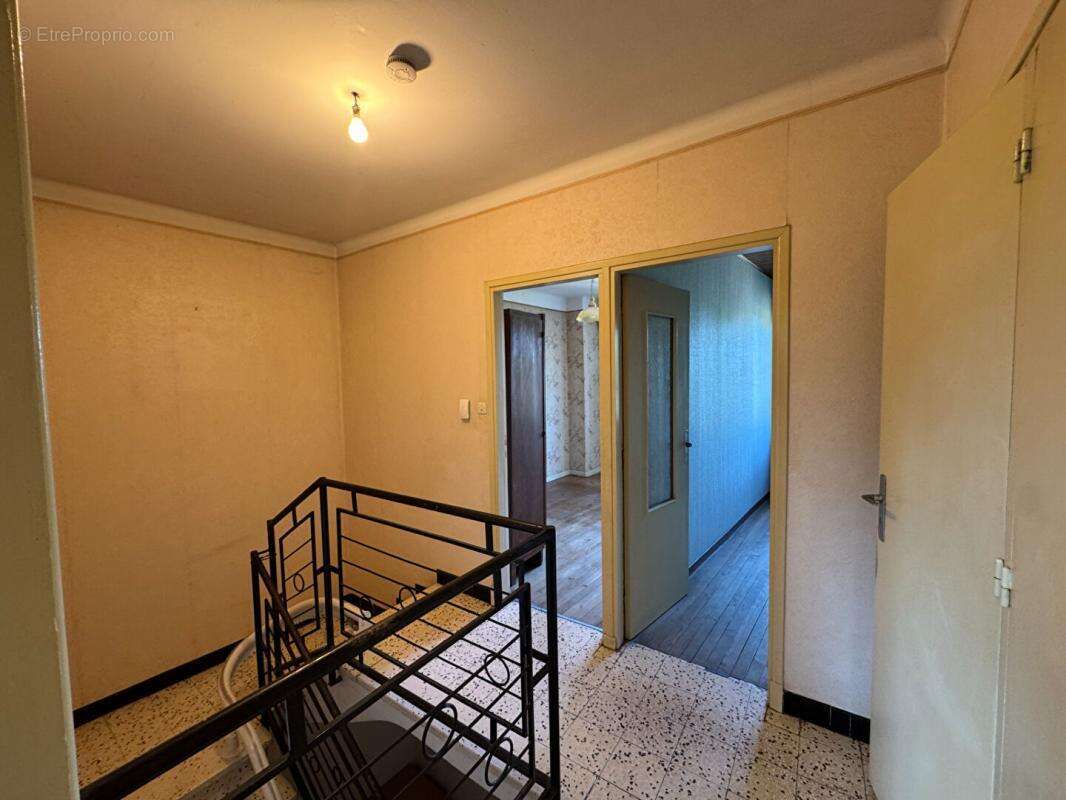 EXCLUSIVITÉ - Maison T4 centre  Cornebarrieu de 87 m² - photo 8