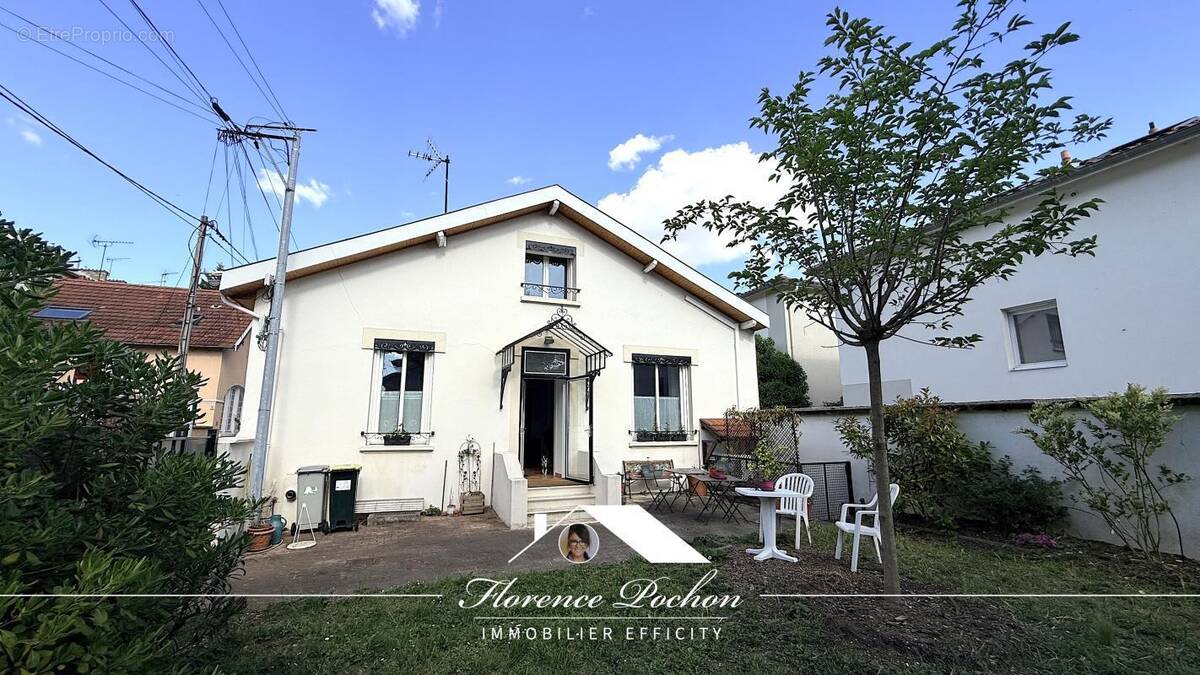 Maison à LYON-8E