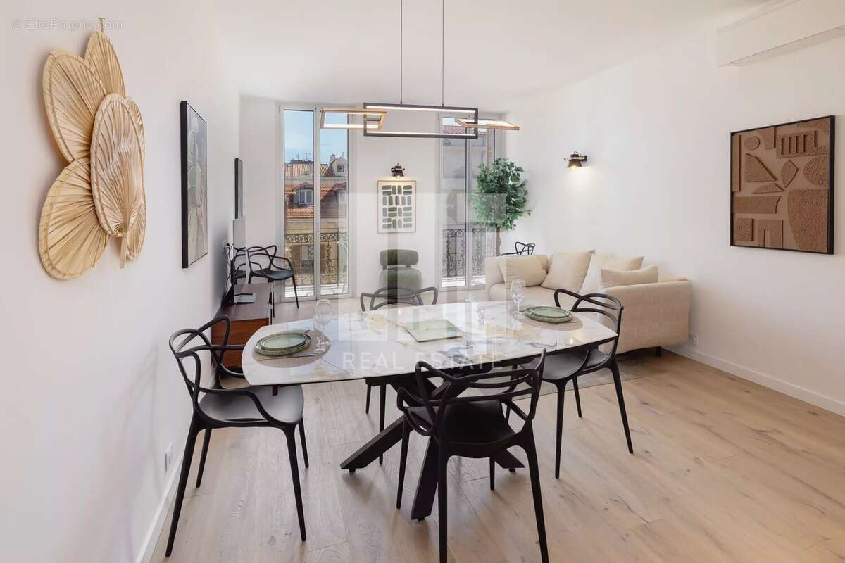 Cannes Centre Ville - Dernier étage - Appartement 4 pièces - photo 7