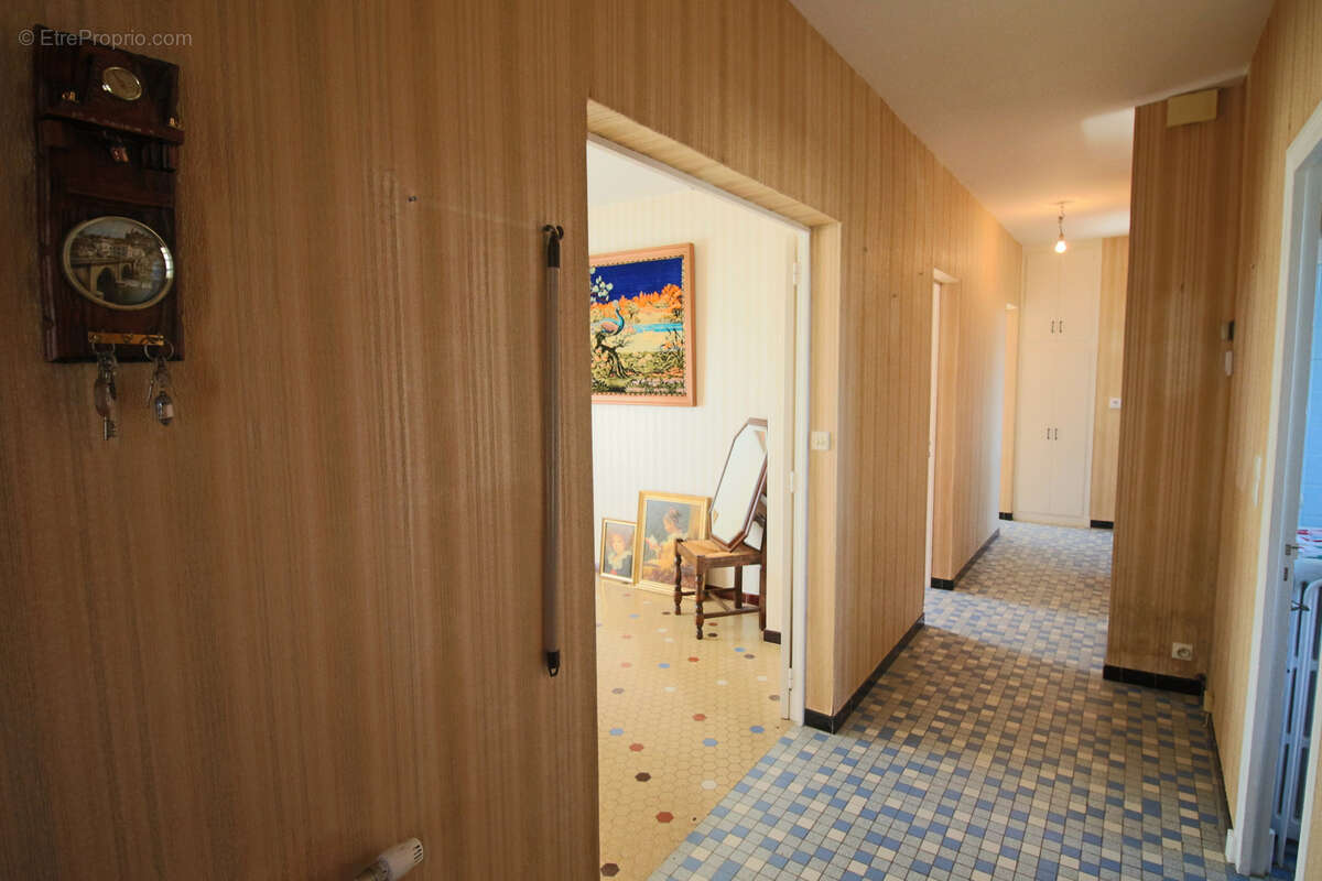 Maison à PUY-L'EVEQUE