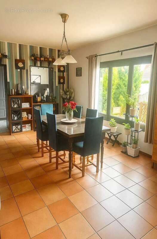 Maison à VITRY-SUR-SEINE