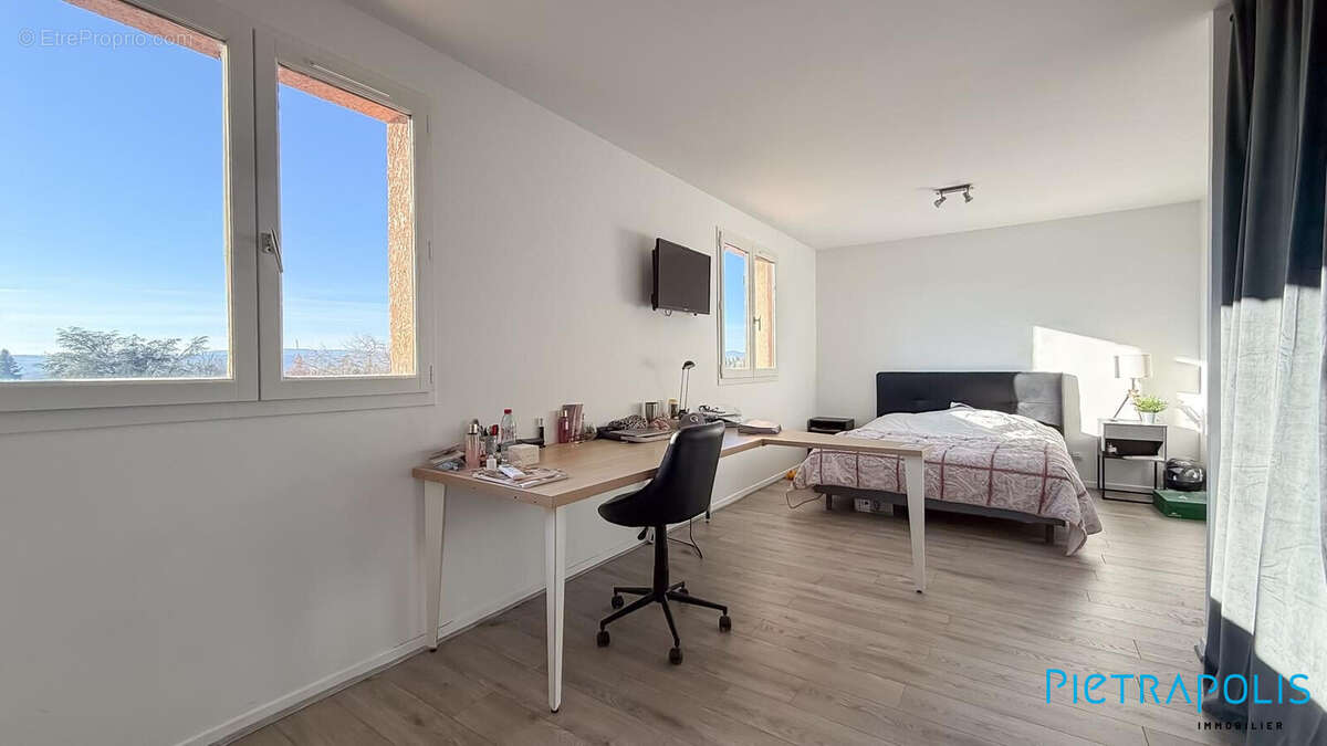 Maison à SAINT-DIDIER-DE-FORMANS