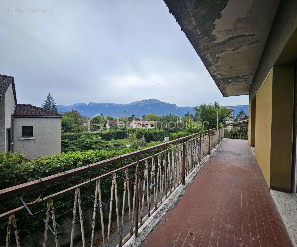 Maison à SAINT-MARTIN-D'HERES