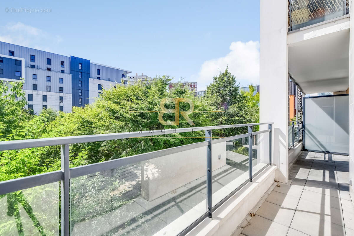 Calme / refait a neuf / terrasses - photo 9