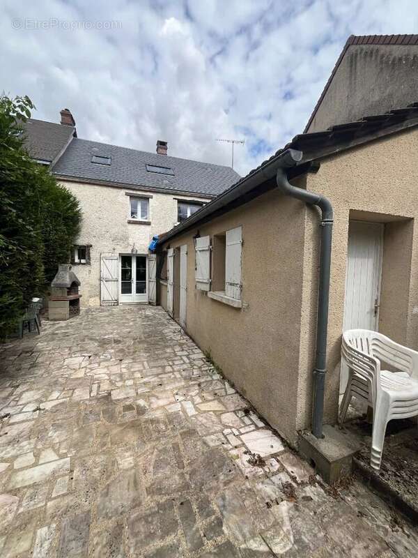 Maison à AUNEAU