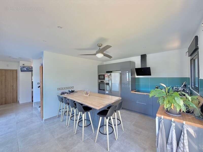 Maison à SAINT-PIERRE