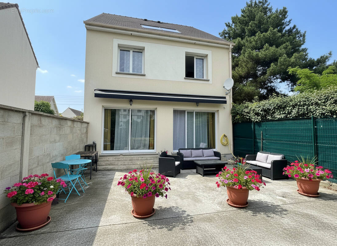 Maison à DEUIL-LA-BARRE