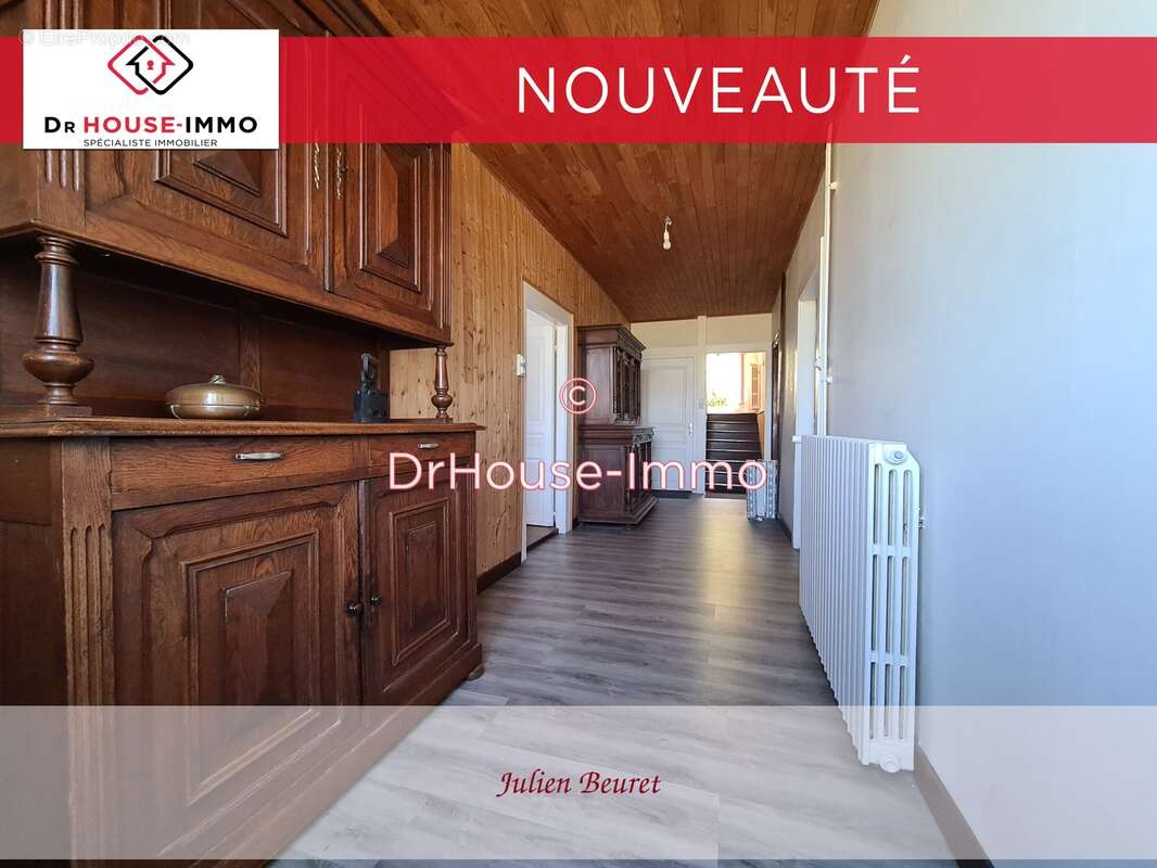 Maison 240 m² à Huanne-Montmartin  - photo 12