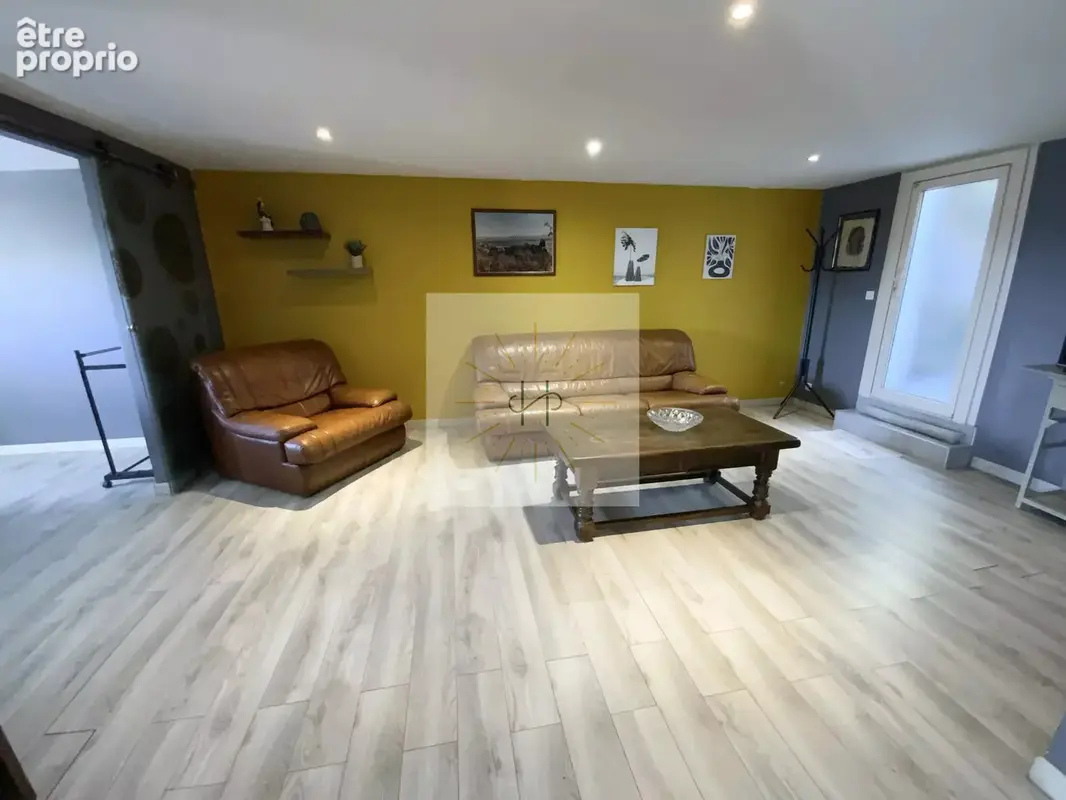 Maison 7 pièces 180 m² à vendre à Rochemaure (07400) - photo 9