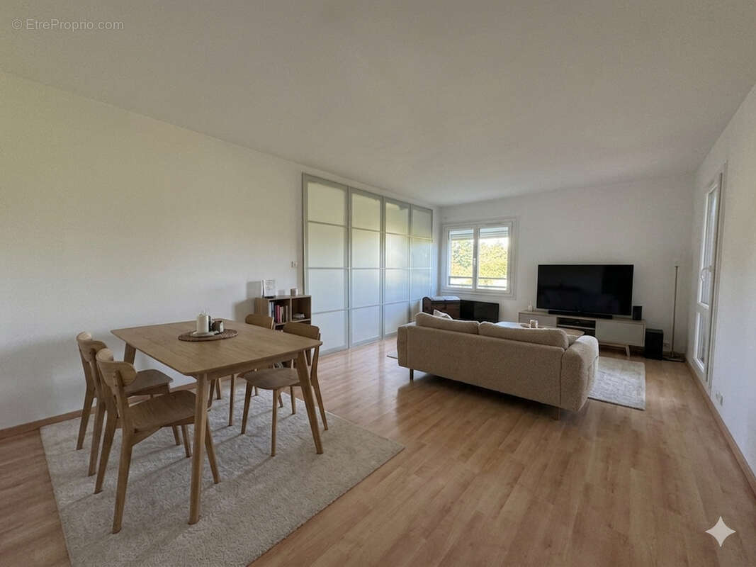 Appartement à EVRY