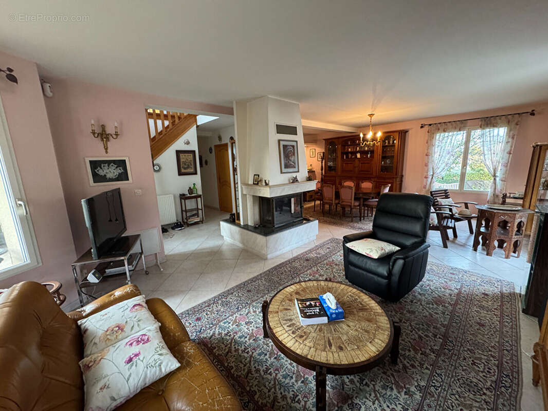 Maison à MONTFORT-L'AMAURY