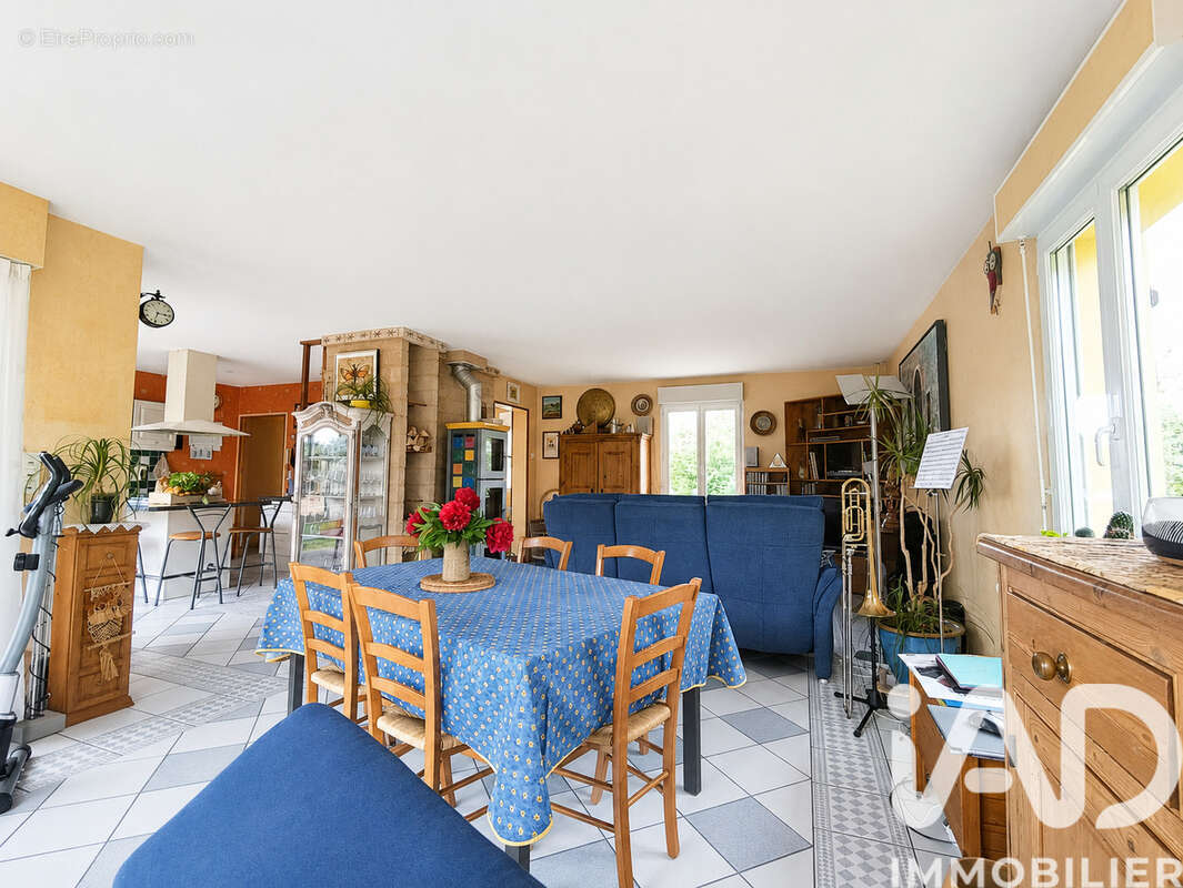 Photo 3 - Maison à FRUGES