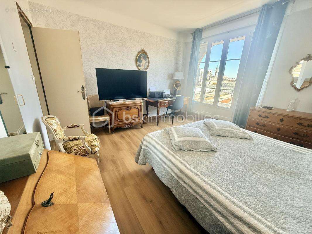  Appartement 5 pièces – 86 m² – Centre-ville de Rennes VUE A 180° Au 6ᵉ étage avec ascenseur - photo 14
